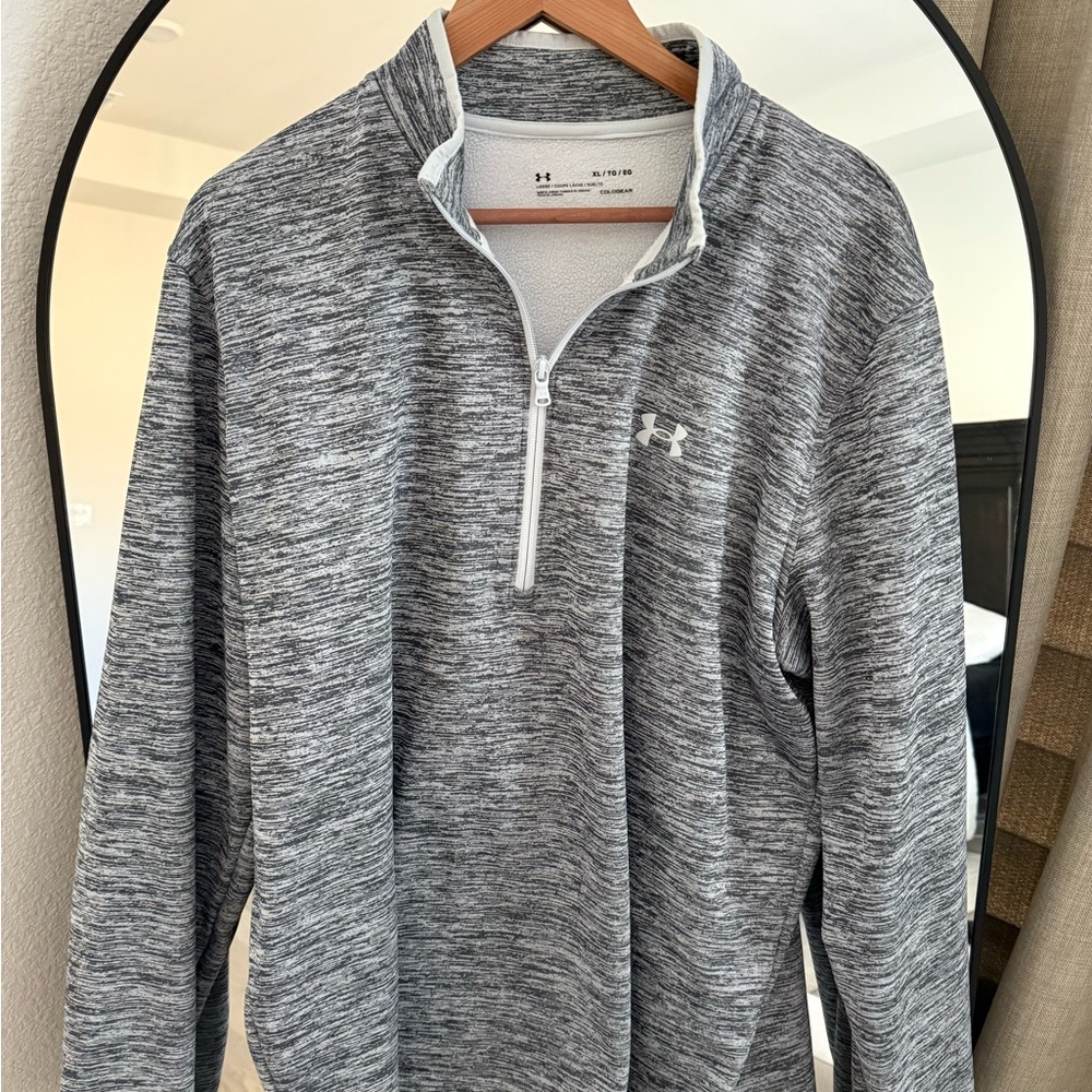 Under Armour Heathered Gray Fleece Pullover
